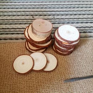 20 wooden rounds